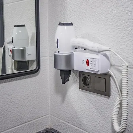 Otel Old Colorful Balat Petrion