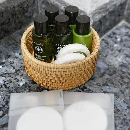 Old Colorful Balat Petrion Otel