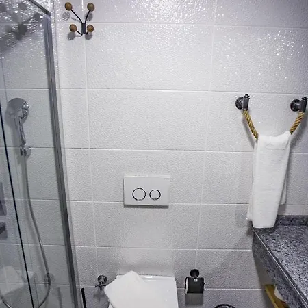 Otel Old Colorful Balat Petrion İstanbul