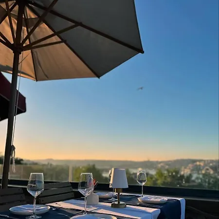 Otel Old Colorful Balat Petrion İstanbul