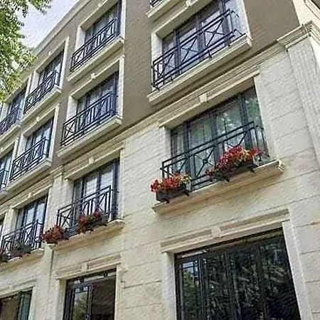 Hotel Old Colorful Balat Petrion
