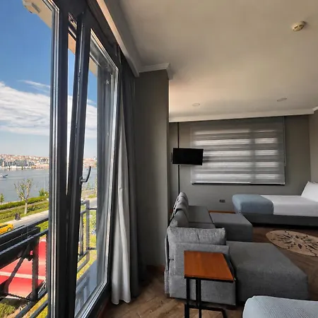 Old Colorful Balat Petrion Hotell